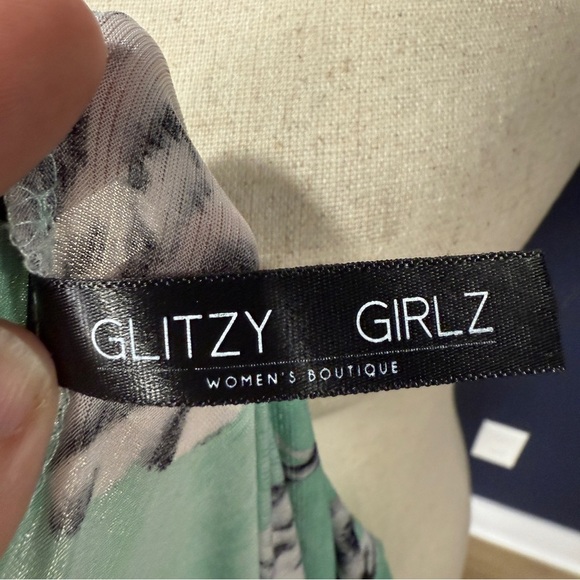 Glitzy Girlz Boutique Mint Print Black & White Striped V-Neck Tiered Dress 4X - Picture 6 of 6